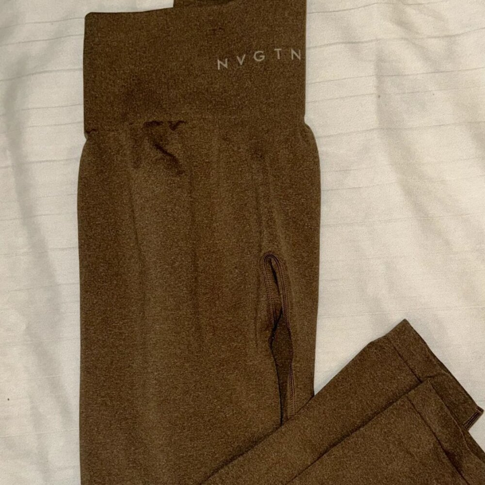 NVGTN Seamless Tan Brown Leggings | Sculpting Fit | Size Large